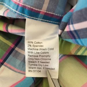 crown & ivy Shirts - 🍀 5 for $25! Crown & Ivy Plaid Button down shirt crown & ivy Shirts - 🍀 5 for $25! Crown & Ivy Plaid Button down shirt